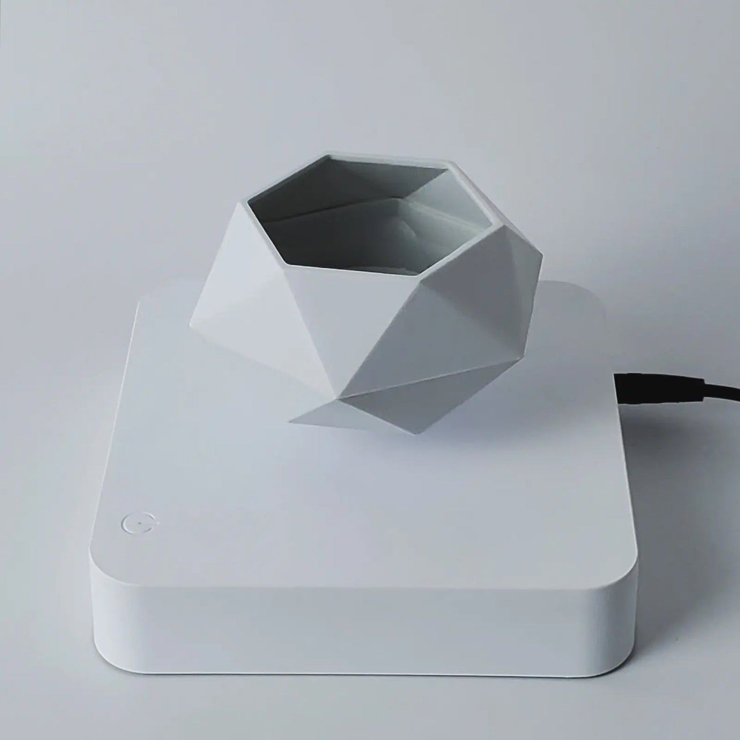 Maceta moderna de levitación magnética para plantas de estilo nórdico
