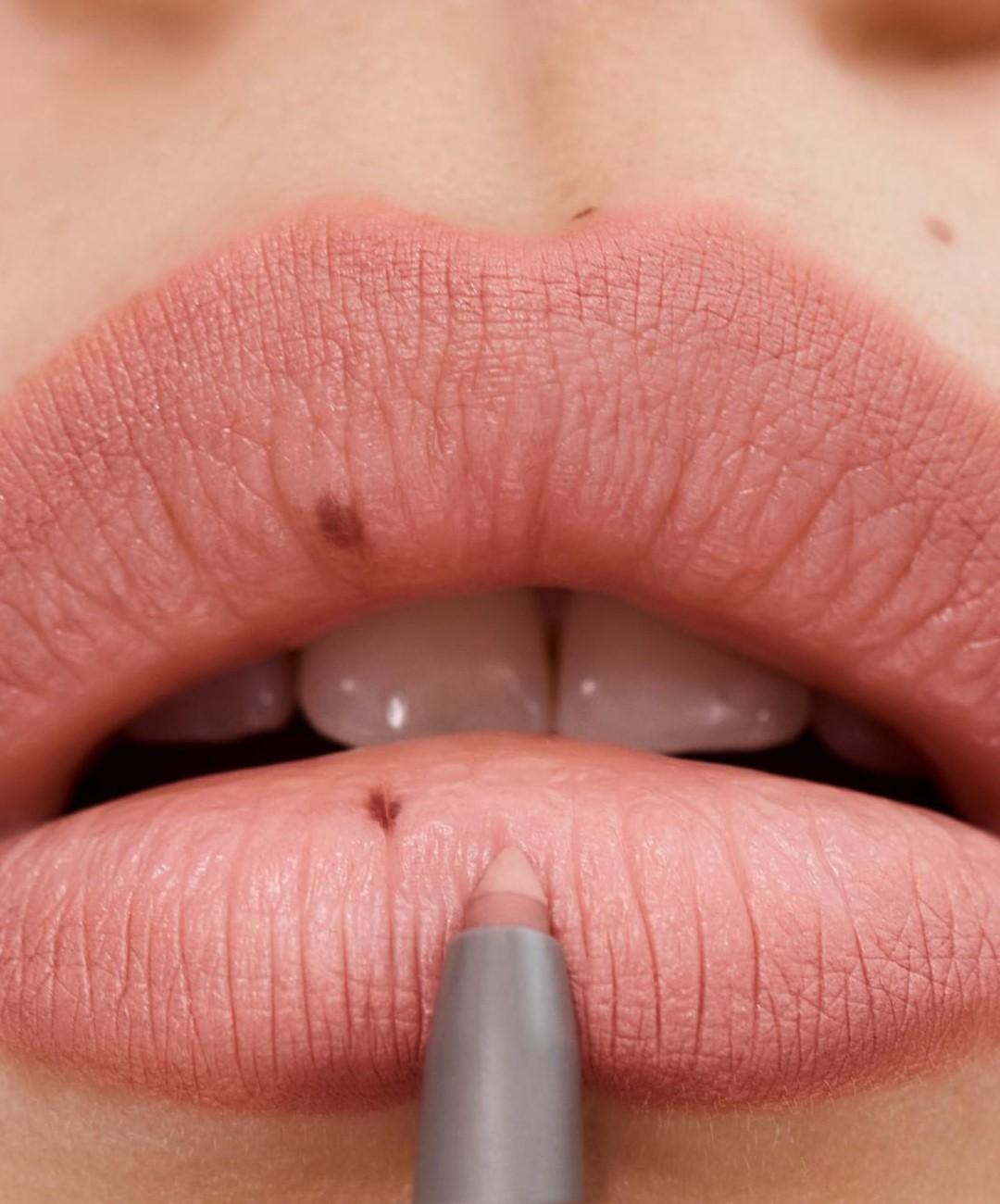 Escultura labial