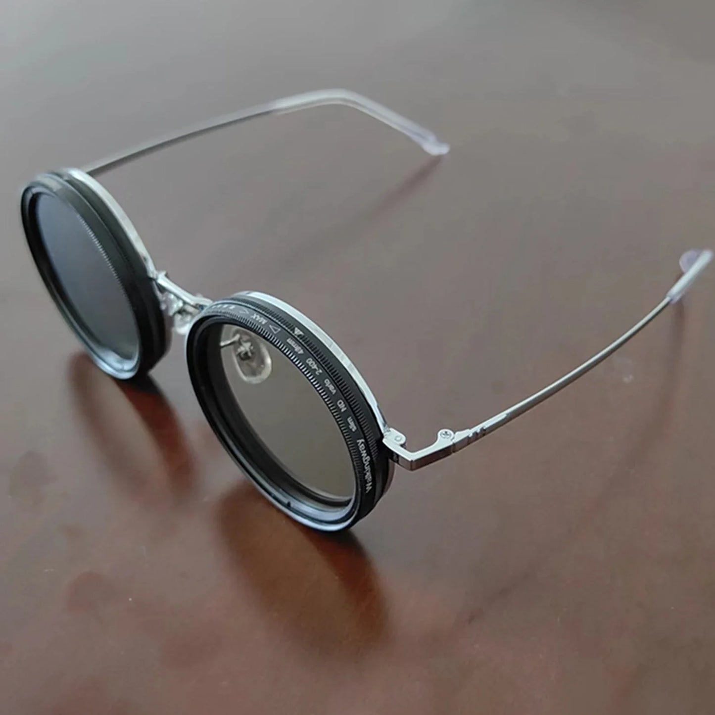 Black Lens